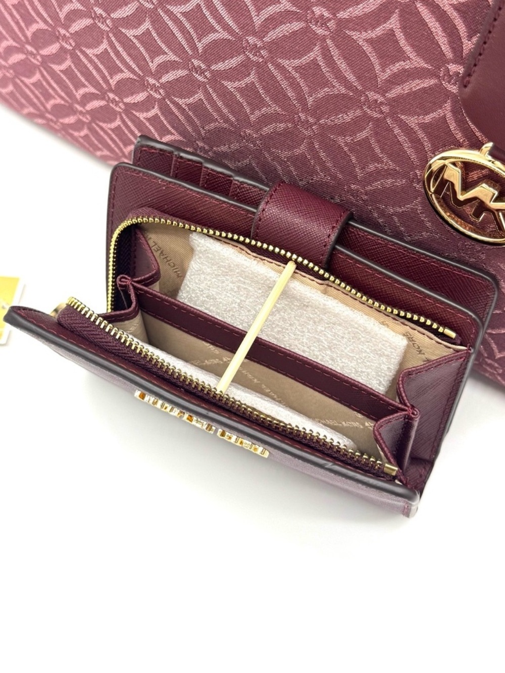 Michael Kors Medium Mirella Tote Bag & Matching Bifold Zip Chain Wallet Ox Blood - Picture 10 of 12